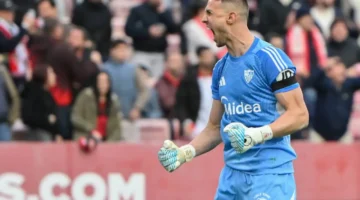 أوديسياس فلاشوديموس يحصد جائزة أفضل تصدٍ بمنافسات الدوري الإسباني خلال شهر فبراير